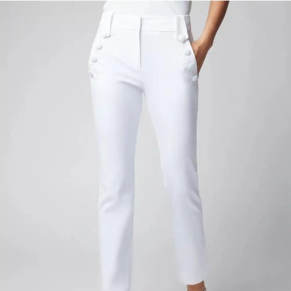 nwt WHITE HOUSE BLACK MARKET WHITE JOLIE EMBROIDERED PANTS 0